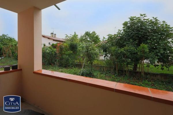 Appartement à louer 2 pièces 34.8m² Castelsarrasin (82100)