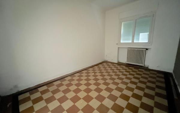 Maison à vendre    5 pièces • 220 m2 Villeneuve-Loubet