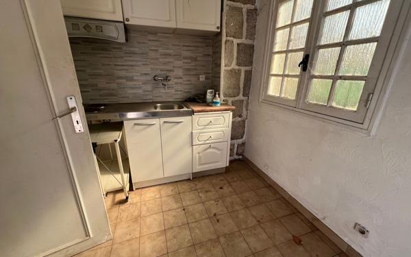 Maison à vendre    5 pièces • 220 m2 Villeneuve-Loubet