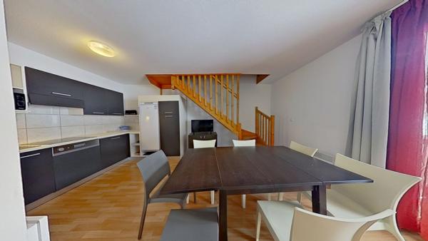 Les Orres 48 m² en duplex 2 chambres dans résidence avec piscine