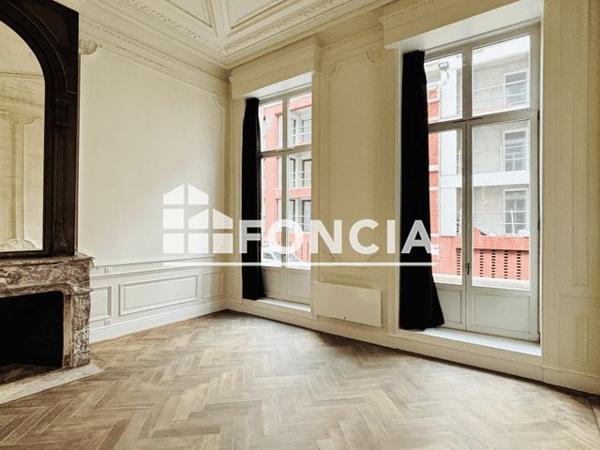 Location Studio 36.54 m² - 72 RUE DE LILLE PORTE B05 Tourcoing 59200