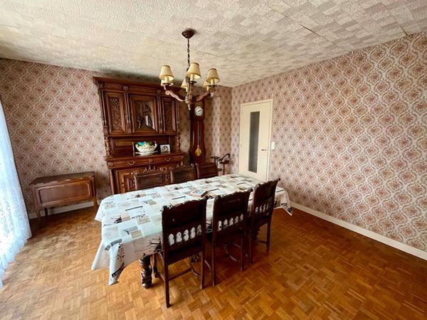 Pavillon plain pied 2 chambres , Ernee Pavillon plain pied 2 chambres , Ernee