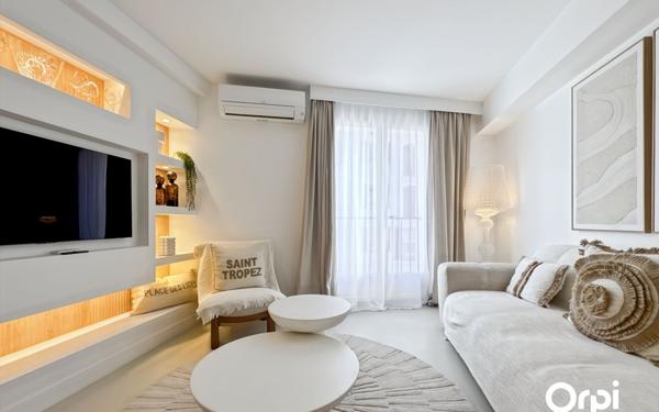 Appartement à vendre    3 pièces • 56 m2 Saint-Tropez