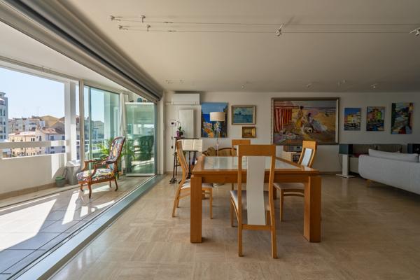 Appartement en résidence avec vue sur les canaux