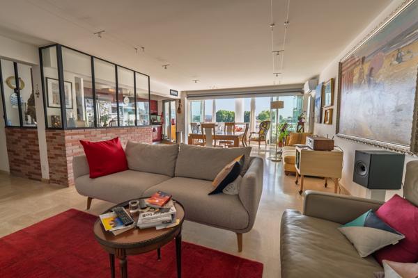 Appartement en résidence avec vue sur les canaux