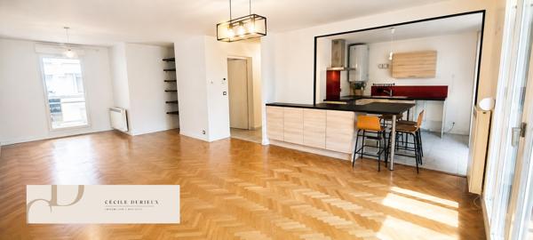 Appartement
         3 pièces
        - 81 m² 310 000 € *