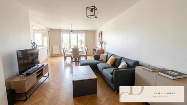 Appartement
         3 pièces
        - 81 m² 310 000 € *