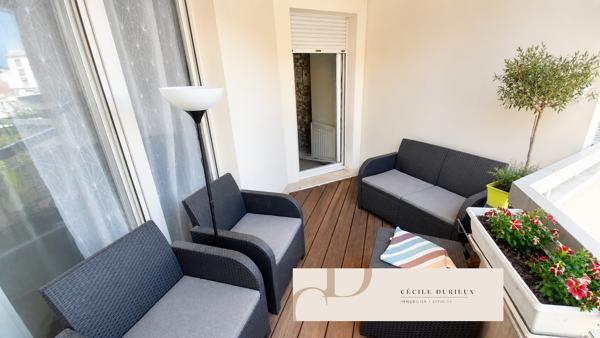 Appartement
         3 pièces
        - 81 m² 310 000 € *