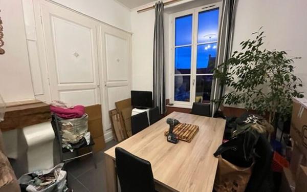 Immeuble à vendre    3 pièces •  Laon