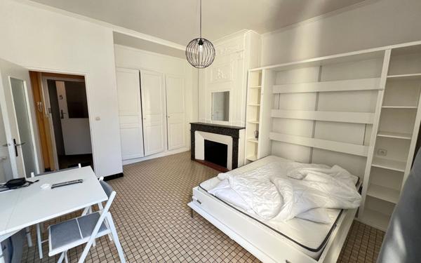 Immeuble à vendre    3 pièces •  Laon