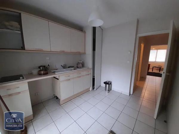 Appartement à louer 2 pièces 45.27m²