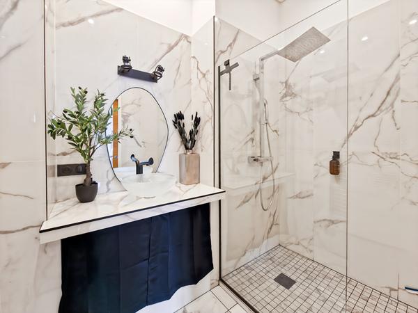 VILLA INDIVIDUELLE DE CARACTÈRE DE TYPE 6 PIÈCES