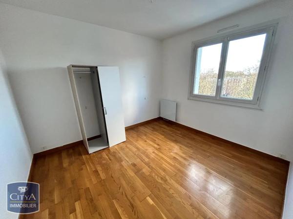 Appartement à louer 4 pièces 77.57m²
