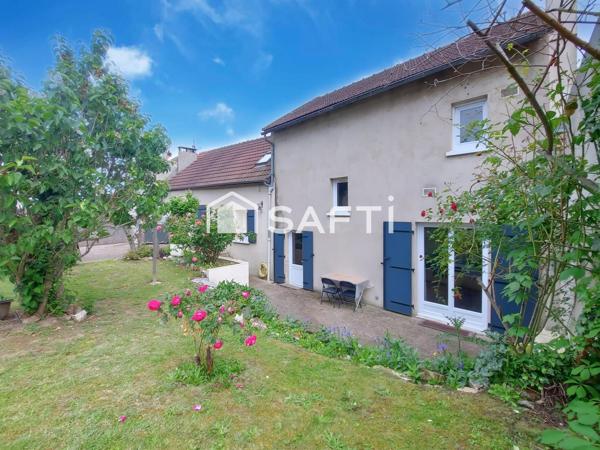 Maison de caractère avec jardin sans vis-à-vis et studio indépendant.
