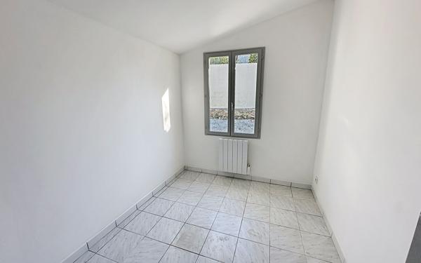 Maison à vendre    3 pièces • 97 m2 Les Angles