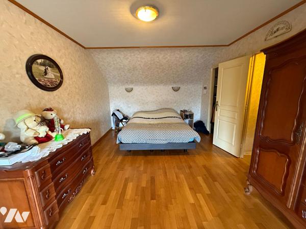 Longère à Betton 200m² rénovée avec dépendance