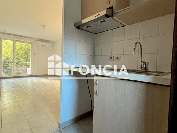 Location Studio 26.8 m² - 254 RUE DES HIRONDELLES Le Pontet 84130