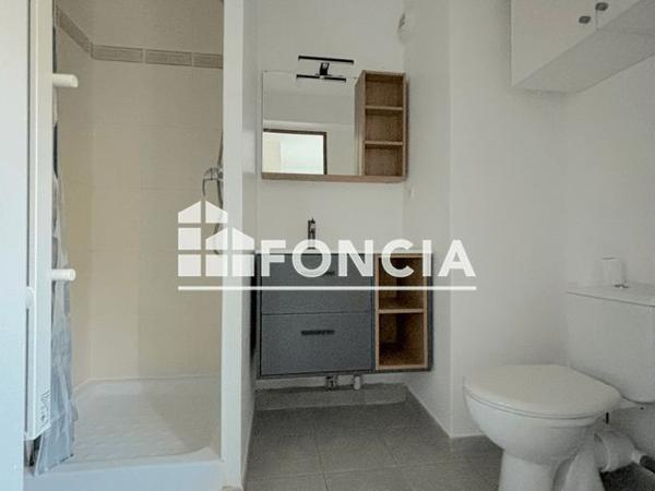 Location Studio 26.8 m² - 254 RUE DES HIRONDELLES Le Pontet 84130