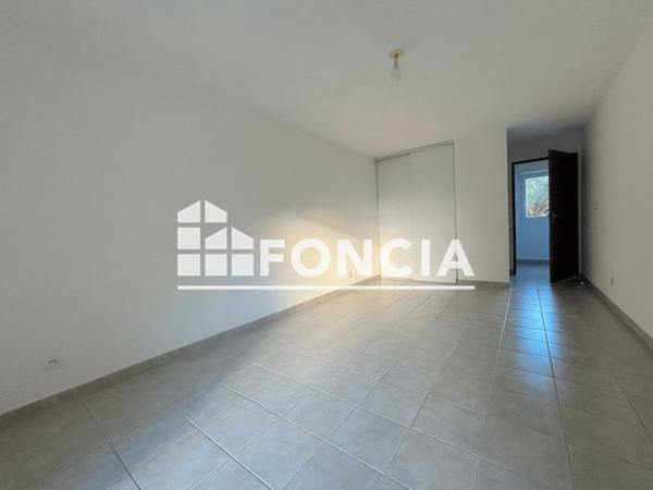 Location Studio 26.8 m² - 254 RUE DES HIRONDELLES Le Pontet 84130