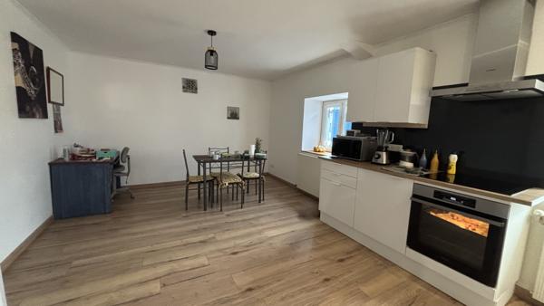 Immeuble 10 pièces - 200 m²