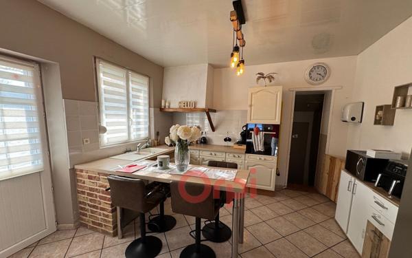 Maison à louer    3 pièces •  Combles