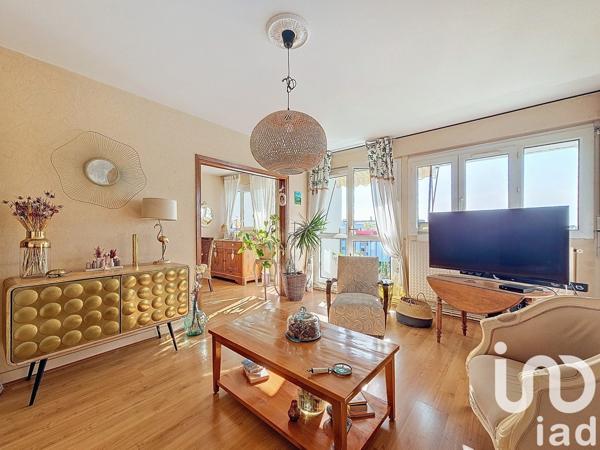 Appartement 3 pièces de 81 m² à Rezé (44400)