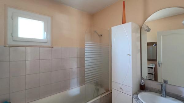MAISON 3 CHAMBRES NORD-EST POITIERS