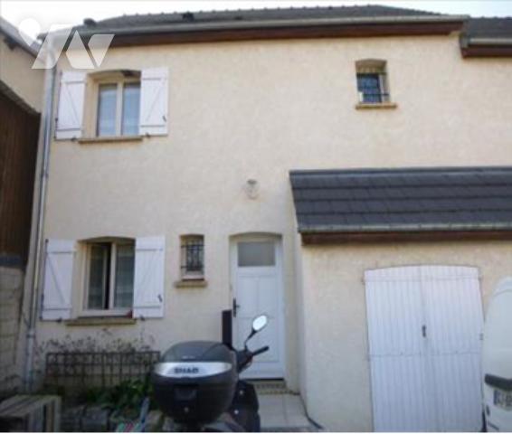 Ensemble immobilier composé de deux logements loués