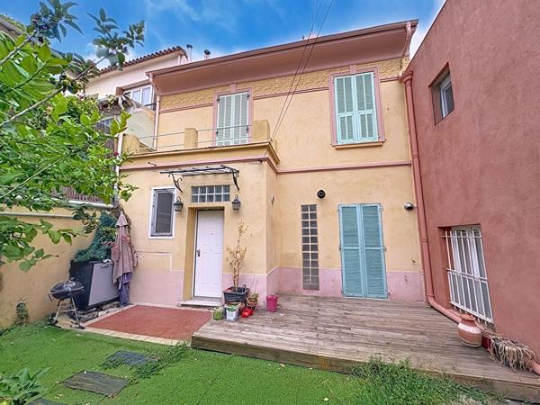 Une Niçoise au charme intemporel, au coeur de la ville