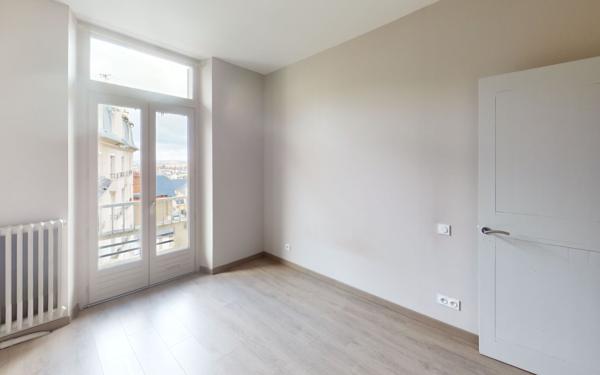 Appartement à louer    3 pièces • 76,71 m2 Rodez