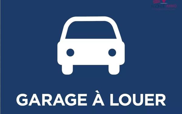 Stationnement à louer    Lunel