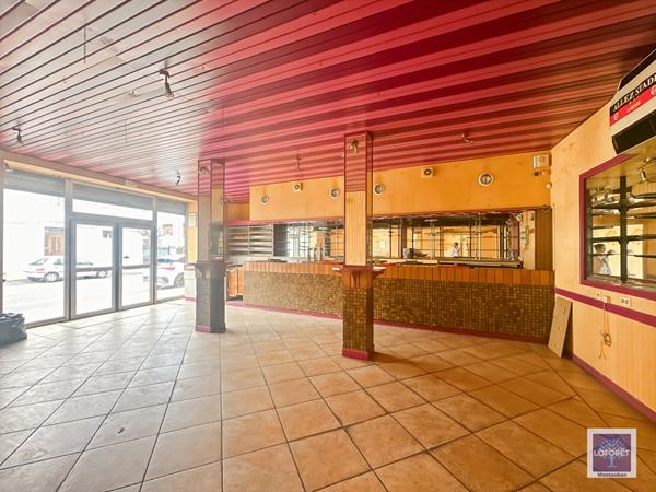 Location local commercial Reyniès - 300 m² - 1 308 €/mois