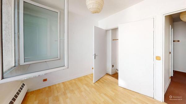 EXCLUSIF Appartement à rénover proche du Canal Saint Martin !