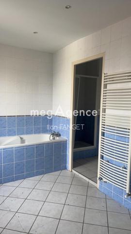 Appartement à FIRMINY, 42700 - 8 pièces 158m²