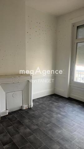 Appartement à FIRMINY, 42700 - 8 pièces 158m²