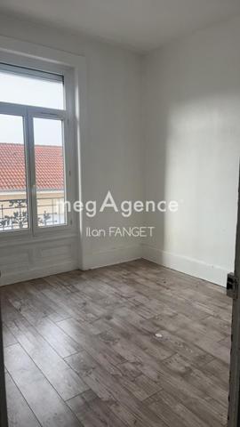 Appartement à FIRMINY, 42700 - 8 pièces 158m²
