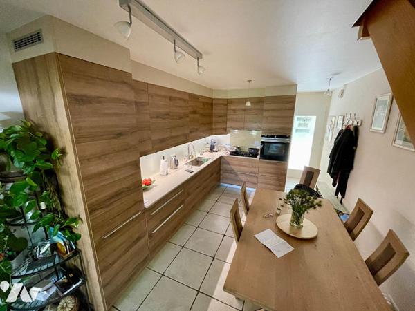 Appartement Neydens 4 pièce(s) 109 m2