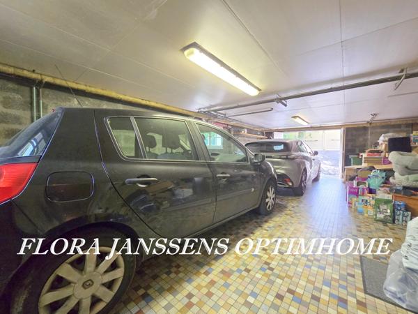 COLOMBES – Belle maison familiale indépendante aux volumes généreux, jardin arboré et grand garage