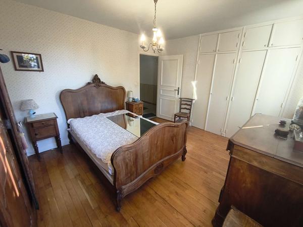 Ancienne ferme rénovée – 6 chambres, piscine et vue nature – Tulle