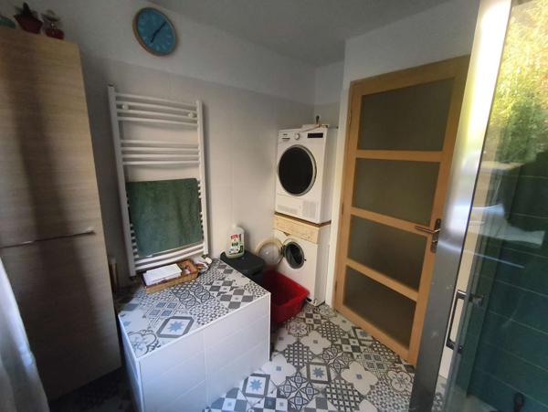 Ancienne ferme rénovée – 6 chambres, piscine et vue nature – Tulle