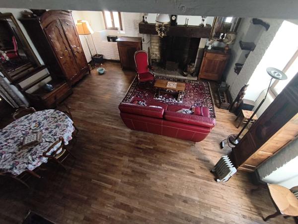 Ancienne ferme rénovée – 6 chambres, piscine et vue nature – Tulle