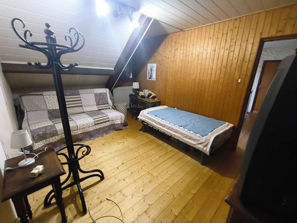 Ancienne ferme rénovée – 6 chambres, piscine et vue nature – Tulle