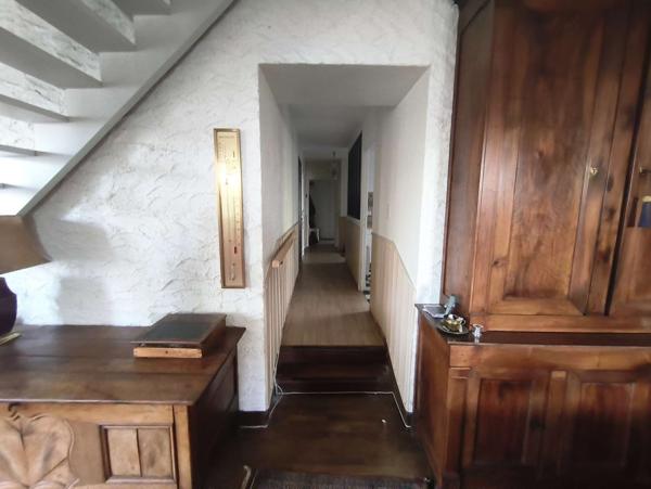Ancienne ferme rénovée – 6 chambres, piscine et vue nature – Tulle