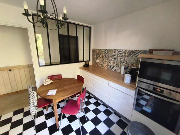 Ancienne ferme rénovée – 6 chambres, piscine et vue nature – Tulle