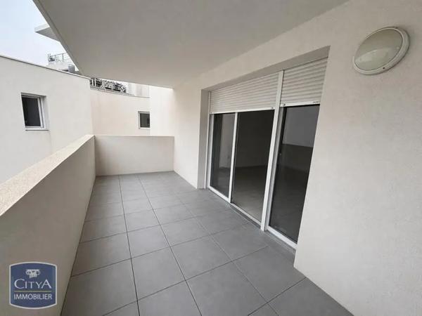 Appartement à louer 1 pièce 30.26m² Nîmes (30000)