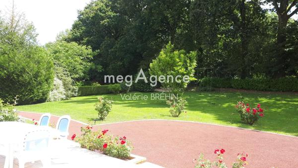 Maison à Le Bourgneuf-la-Forêt, 53410 - 7 pièces 174m²