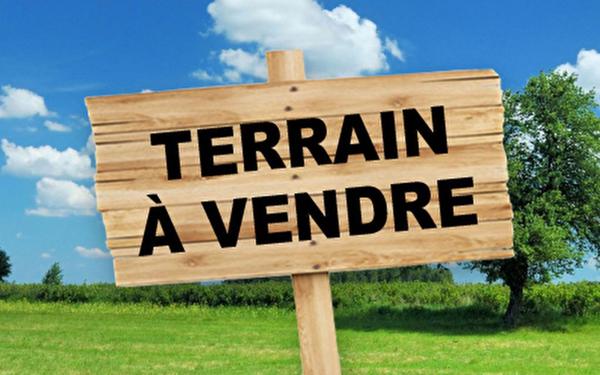 Terrain à vendre    Estaires
