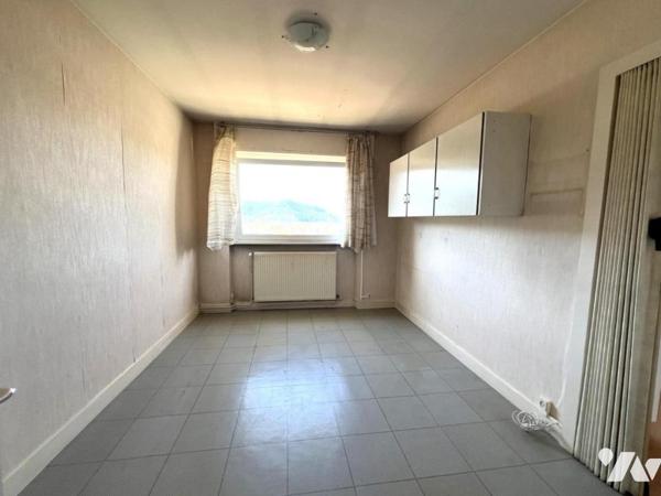 Appartement de type T4 au dernier étage avec ascenseur