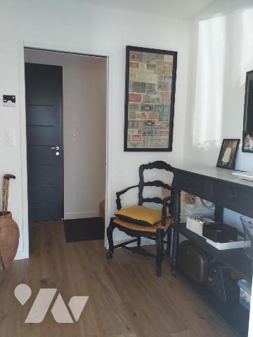 Bourg maison récente de 4 chambres sur jardin de 844m² poss 2 logements