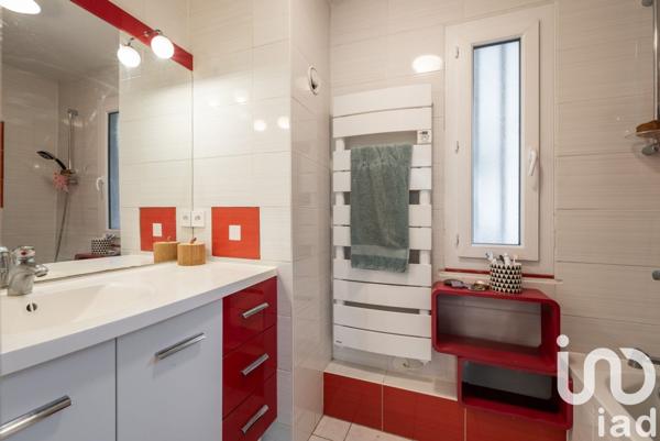 Appartement 4 pièces de 78 m² à Meylan (38240)